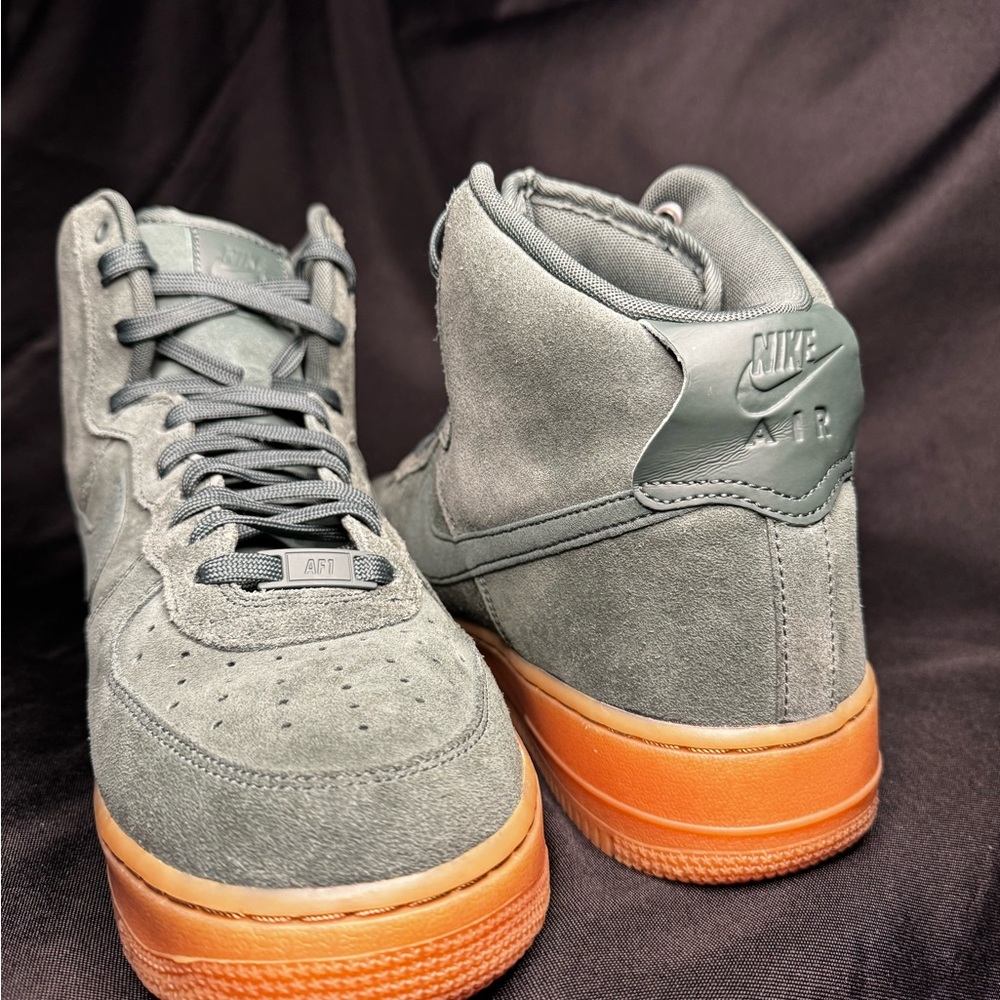 Nike Air Men's Green High-Top Sneakers